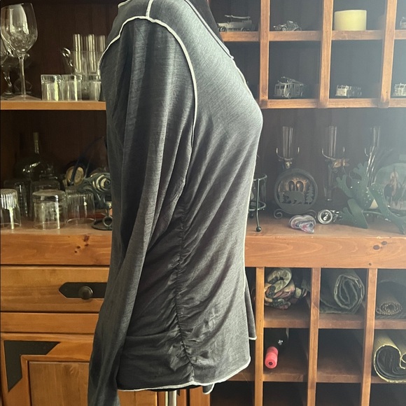FREE PEOPLE MOVEMENT:Right On Run Long Sleeve Layer - Picture 12 of 12